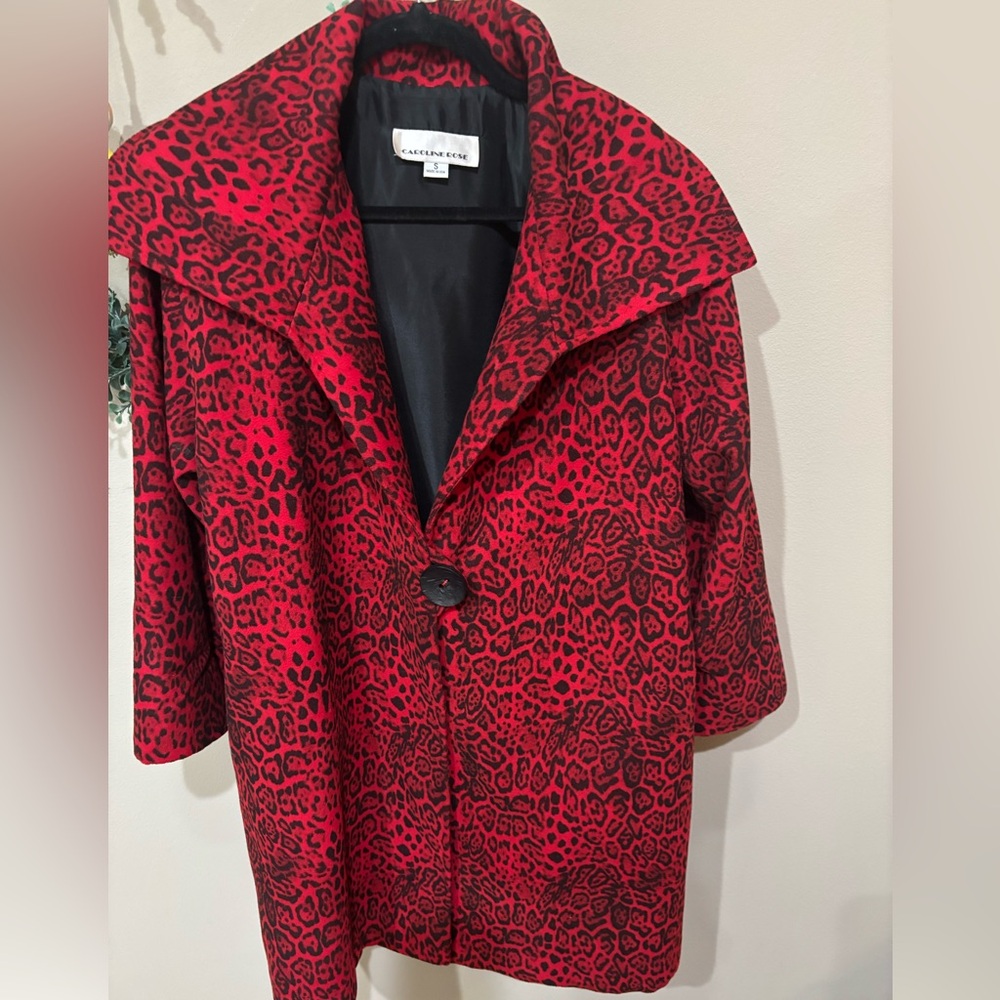 Striking red & black animal print coat, EUC, small but see measurements